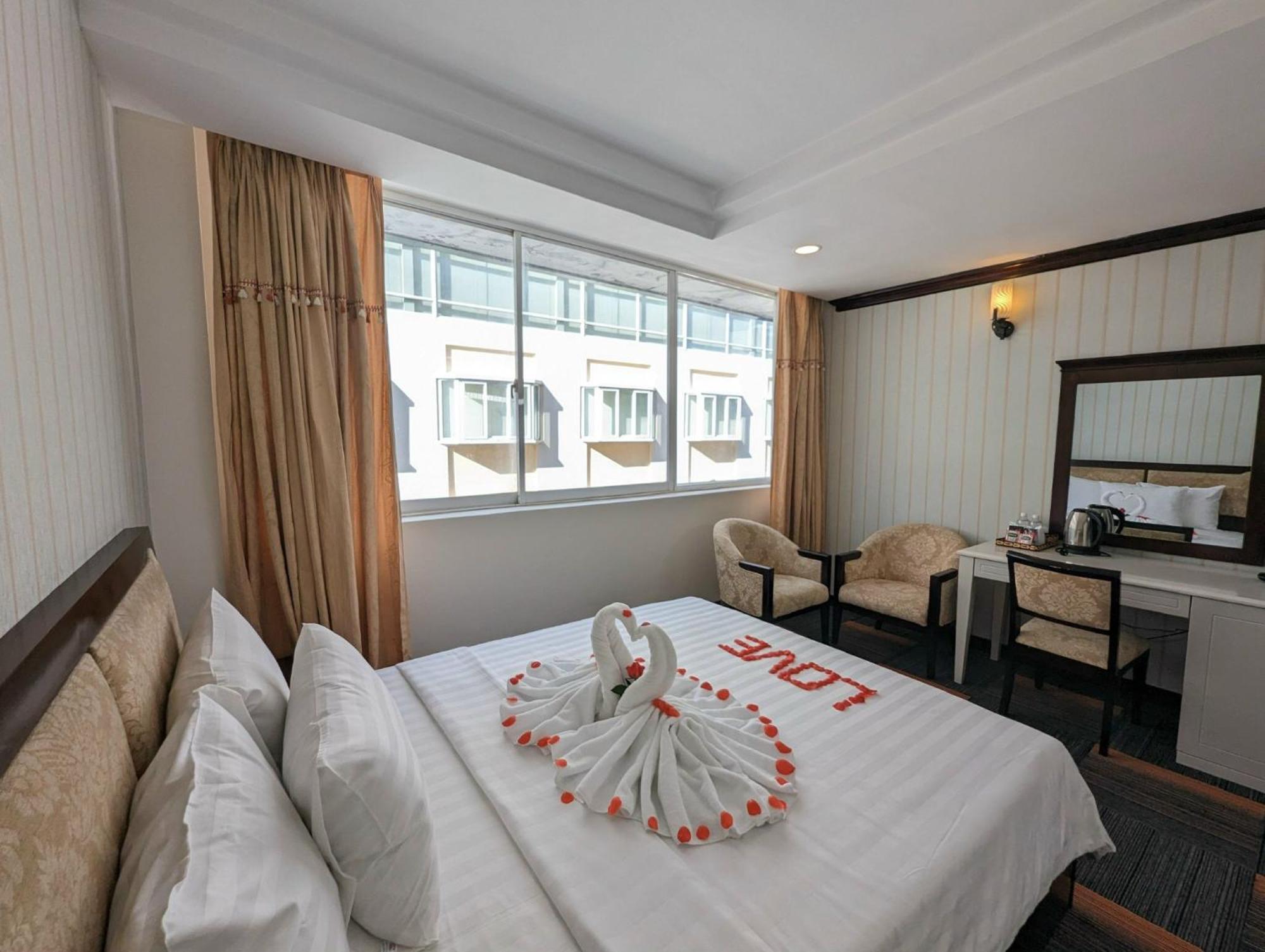 Dong Kinh Hotel ホーチミン市 エクステリア 写真